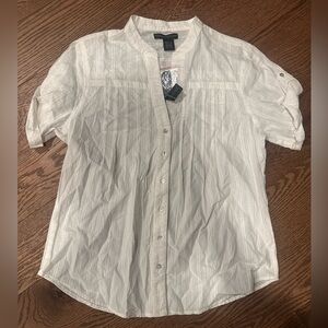 Casual Lightweight White Button-Front Short Sleeve Shirt